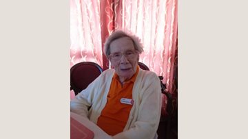 Manor House care home Resident becomes honorary well-being team member